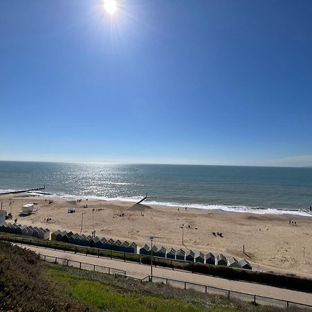 The Retreat - Large Luxury Apartment, Two Mins From Beach Bournemouth Buitenkant foto