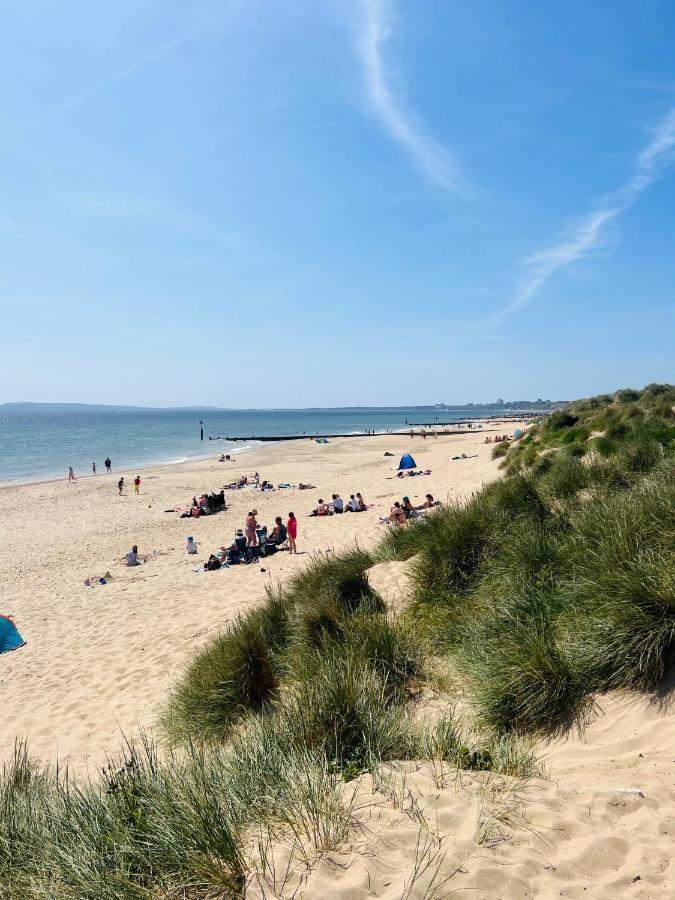 The Retreat - Large Luxury Apartment, Two Mins From Beach Bournemouth Buitenkant foto